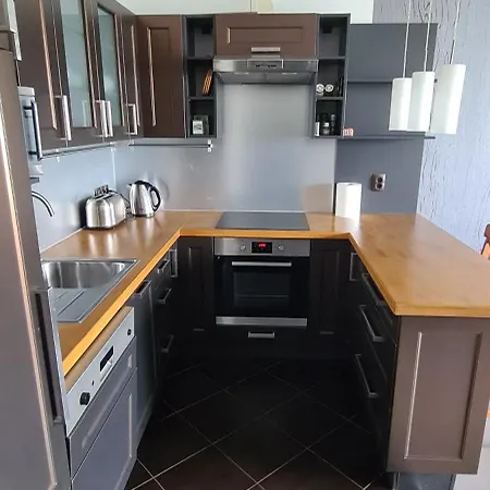 Sunlight Free Parking *