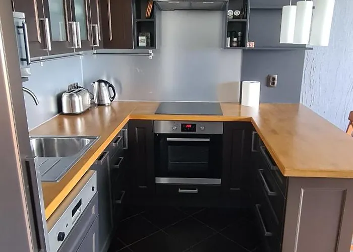 Sunlight Free Parking *